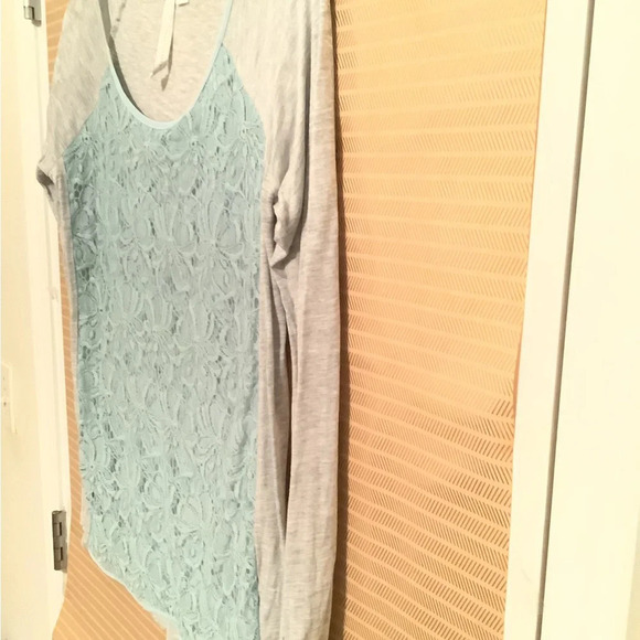 LAUREN CONRAD~BLOUSE~LIGHT BLUE~SOFT LACE~SMALL - Picture 3 of 4